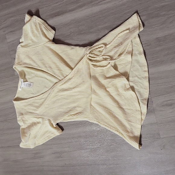 Caution To The Wind Tops - Caution of the wind